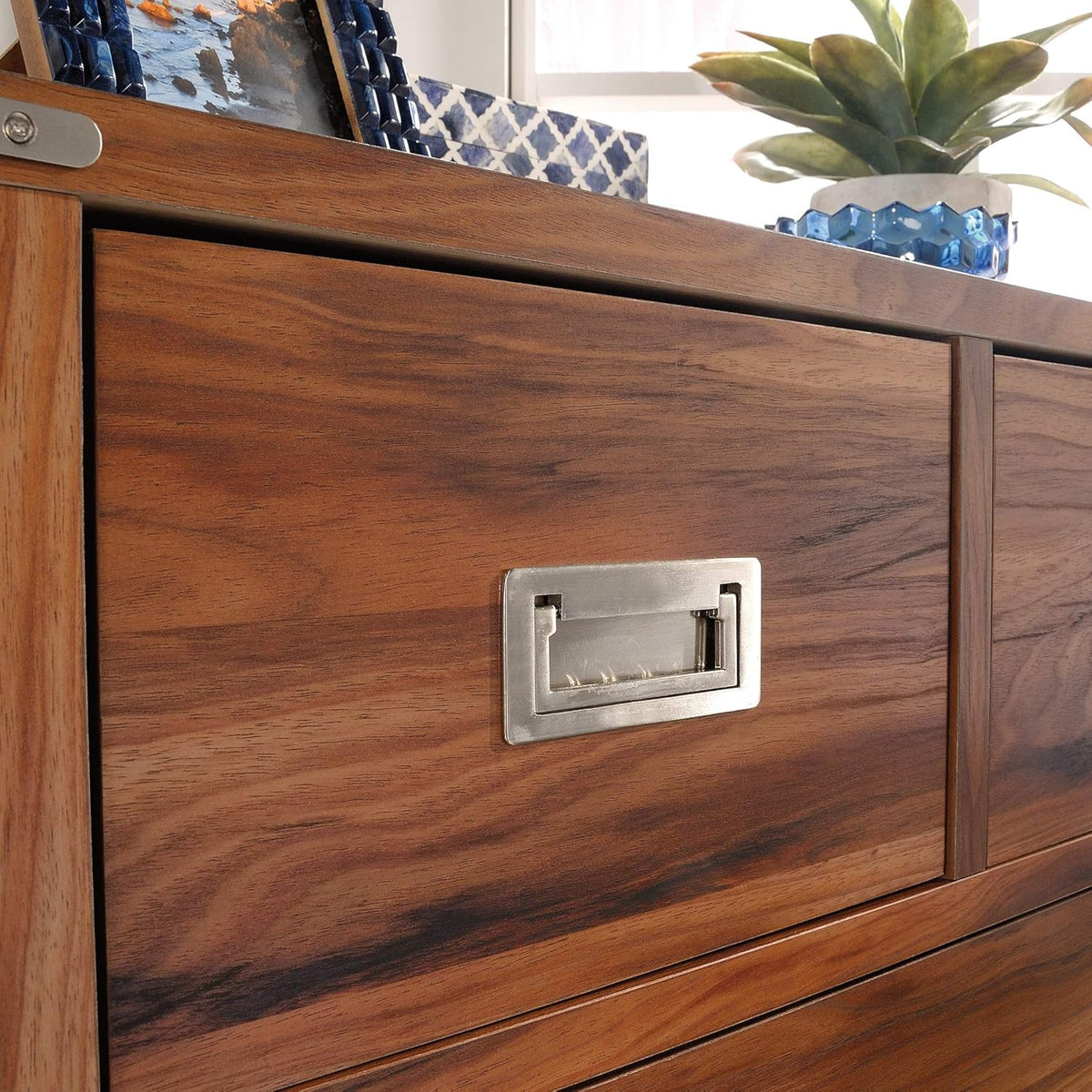 5 Drawer Dresser N6802