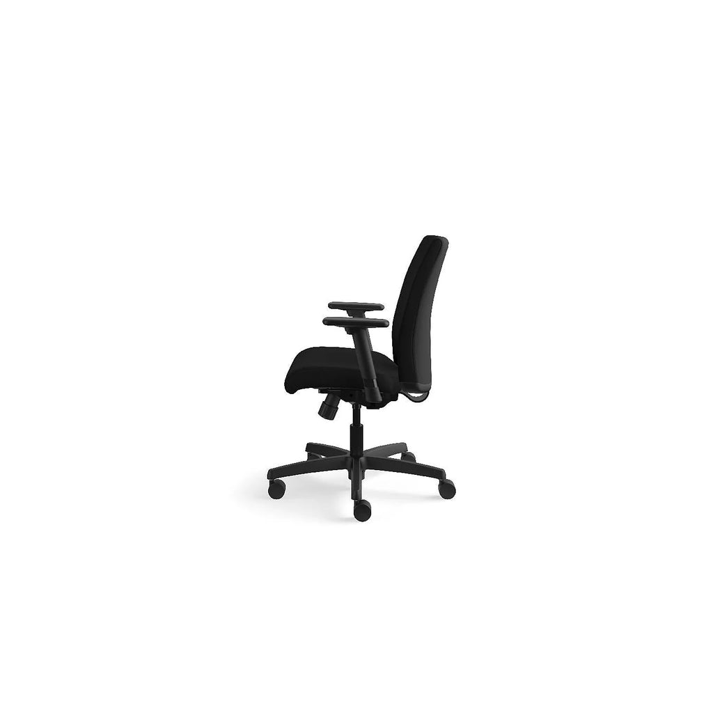 Black Fabric Low-Back Task Chair D93980