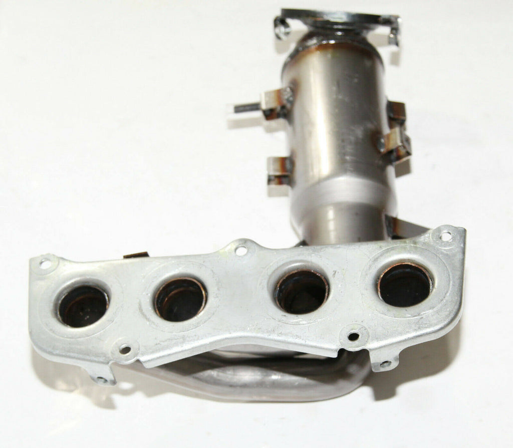 Catalytic Converter with Manifold Q82669