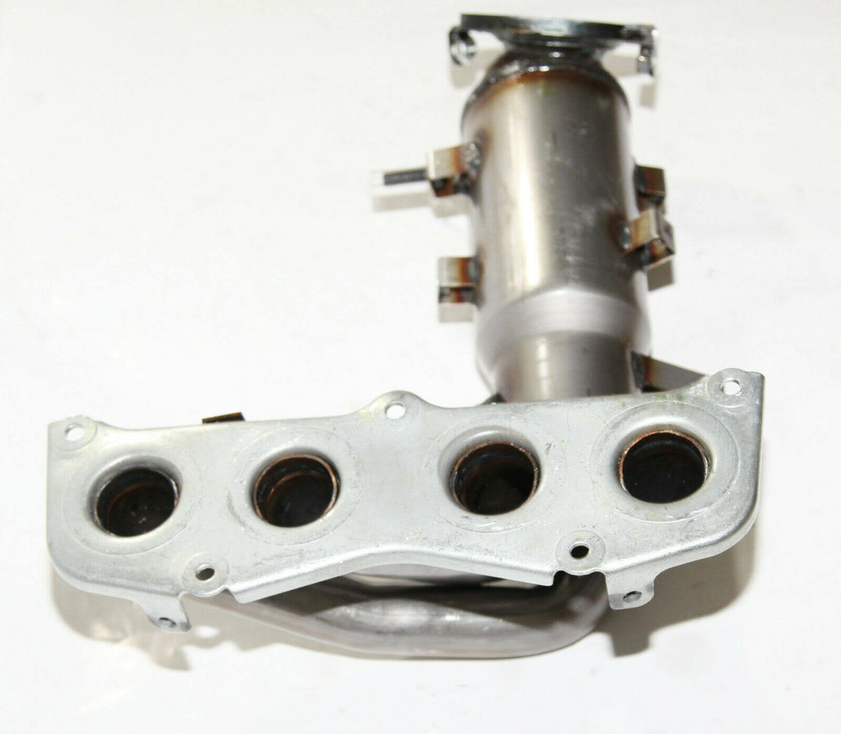 Catalytic Converter with Manifold Q82669