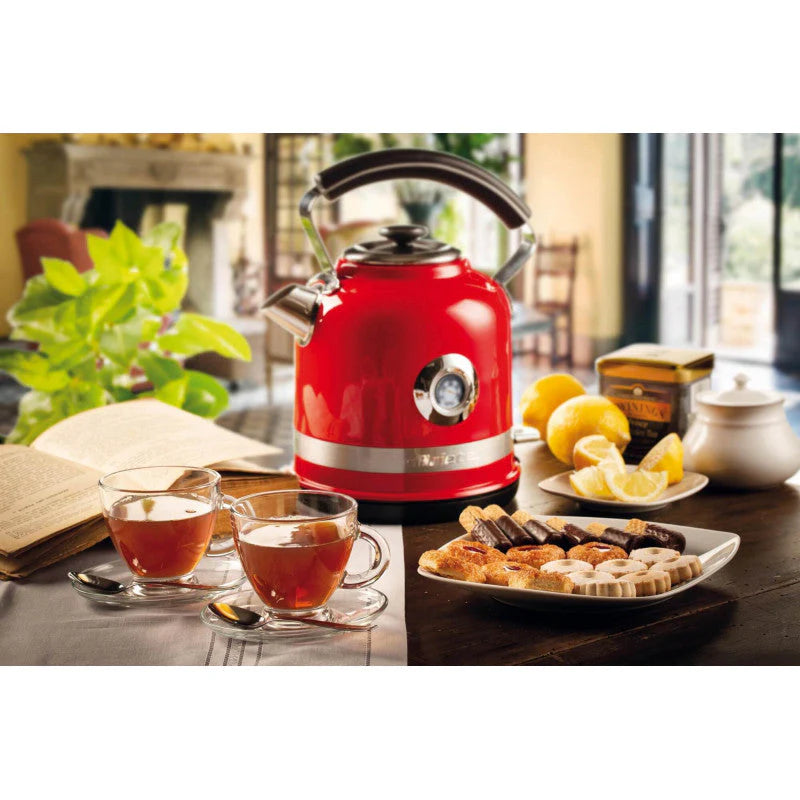 1.7L Red Kettle H5037