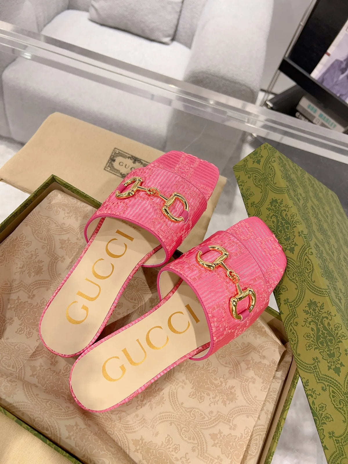 women slippers U5770