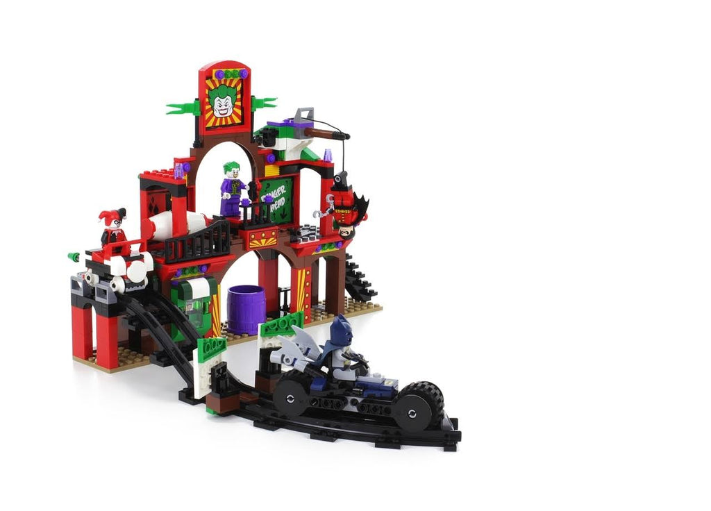 LEGO DC Comics Super Heroes 6857 - The Dynamic Duo Funhouse Escape I12721