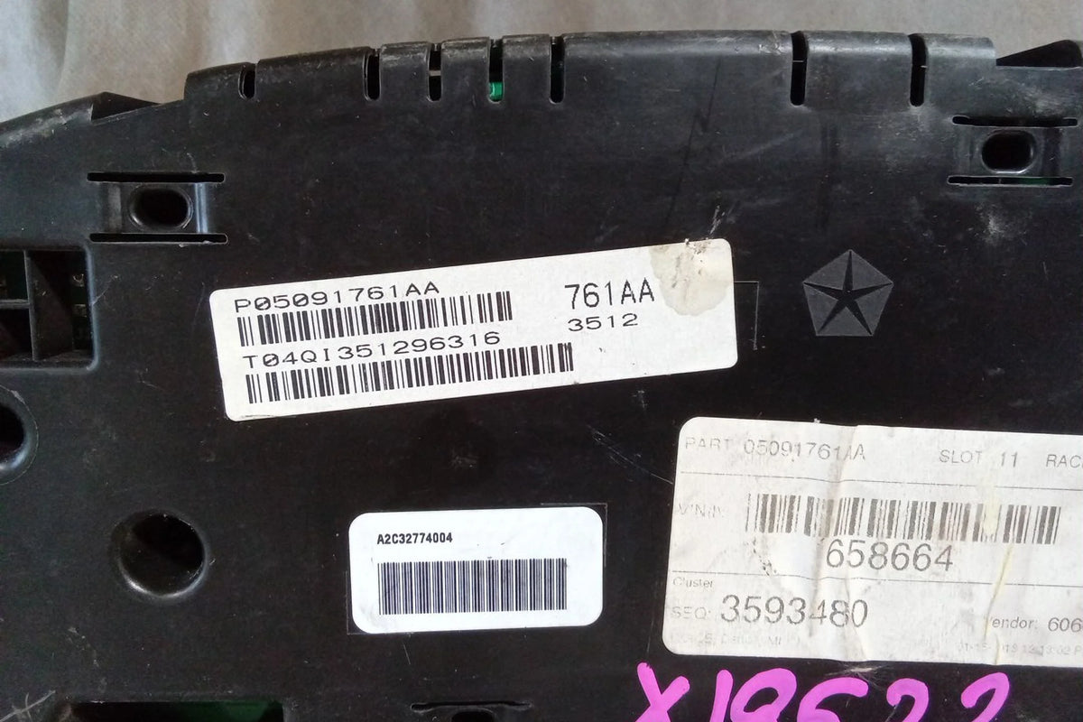 2013 Dodge Durango 3.6L Speedometer Cluster U61102