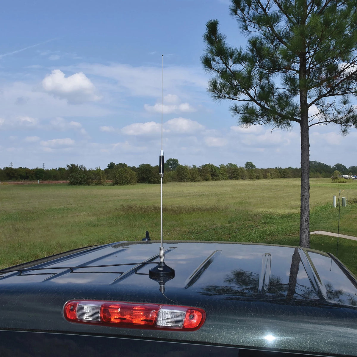 12/24v CB Radio & CB Antenna Kit L4039