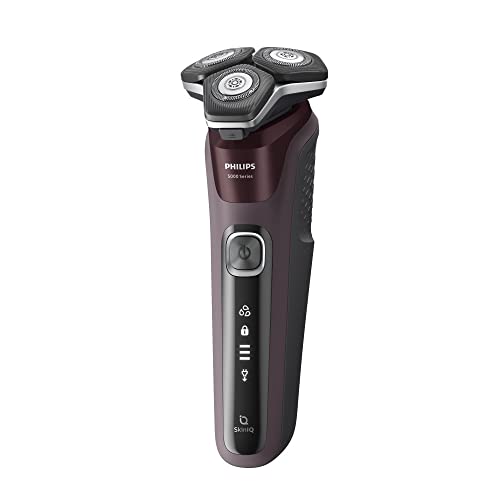 Wet & Dry Electric Shaver with Quick Clean Pod K863442
