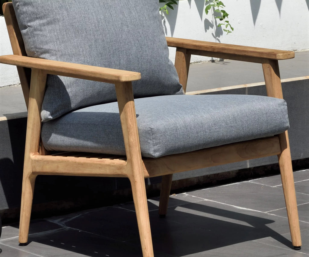 Teak Patio Armchair With Olefin Cushion E5721