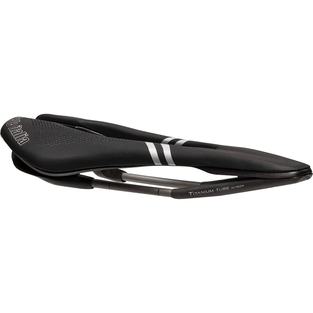 Black Superflow Saddle T4197