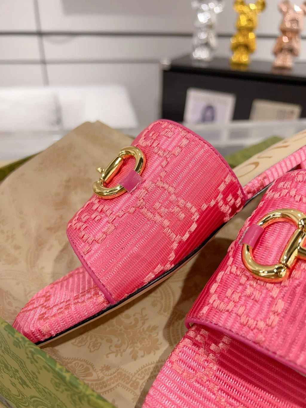 women slippers U5770
