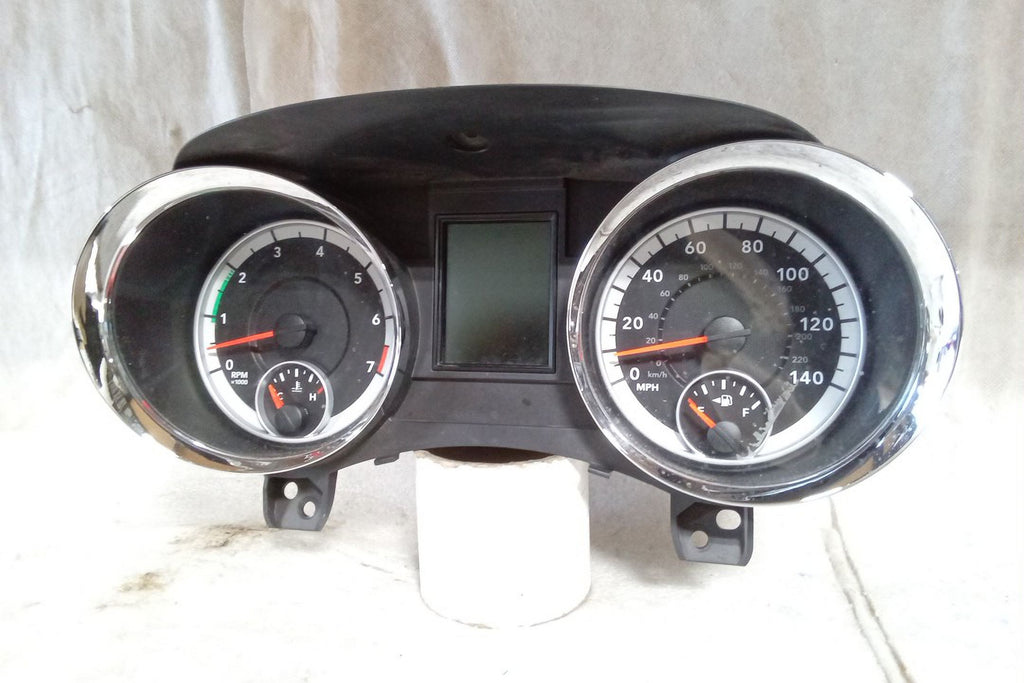 2013 Dodge Durango 3.6L Speedometer Cluster U61102